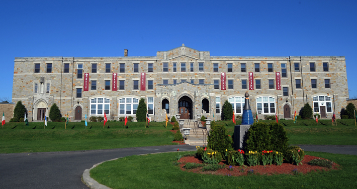 The MacDuffie School